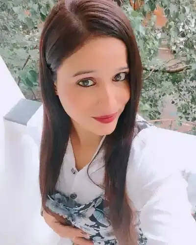 Call Girls in Kutiyana